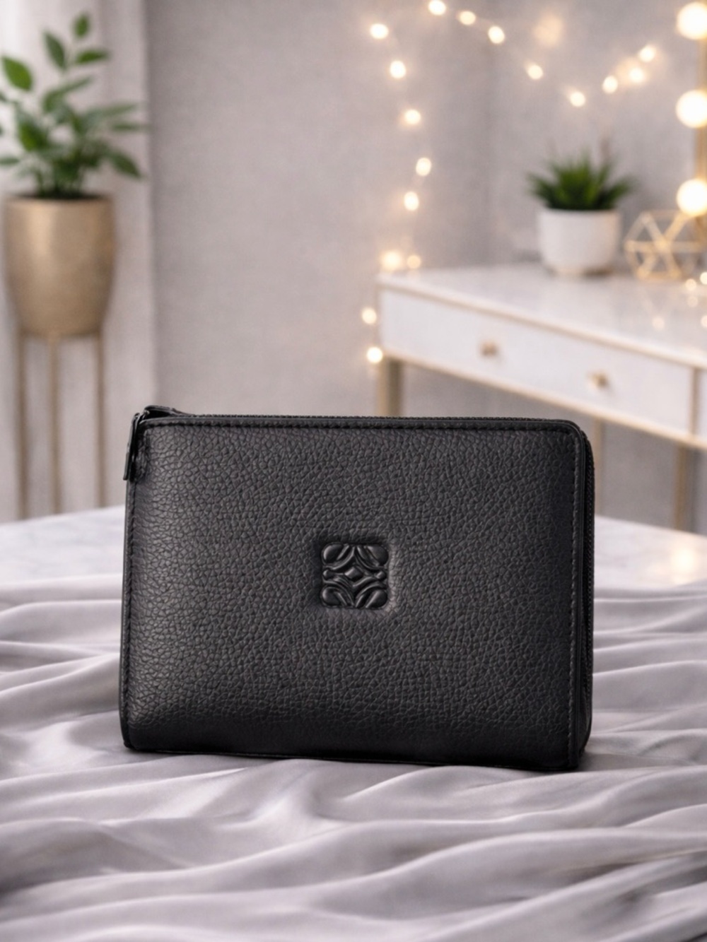 Loewe Anagram Flapable leather wallet